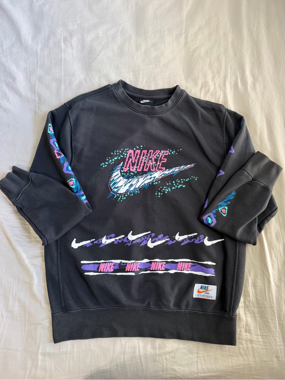 Nike 90s Graphic Crewneck Sweatshirt